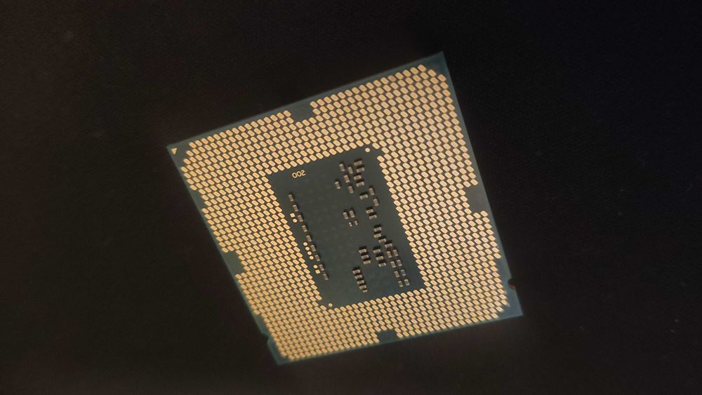 Intel Core i5 457064343245562625123