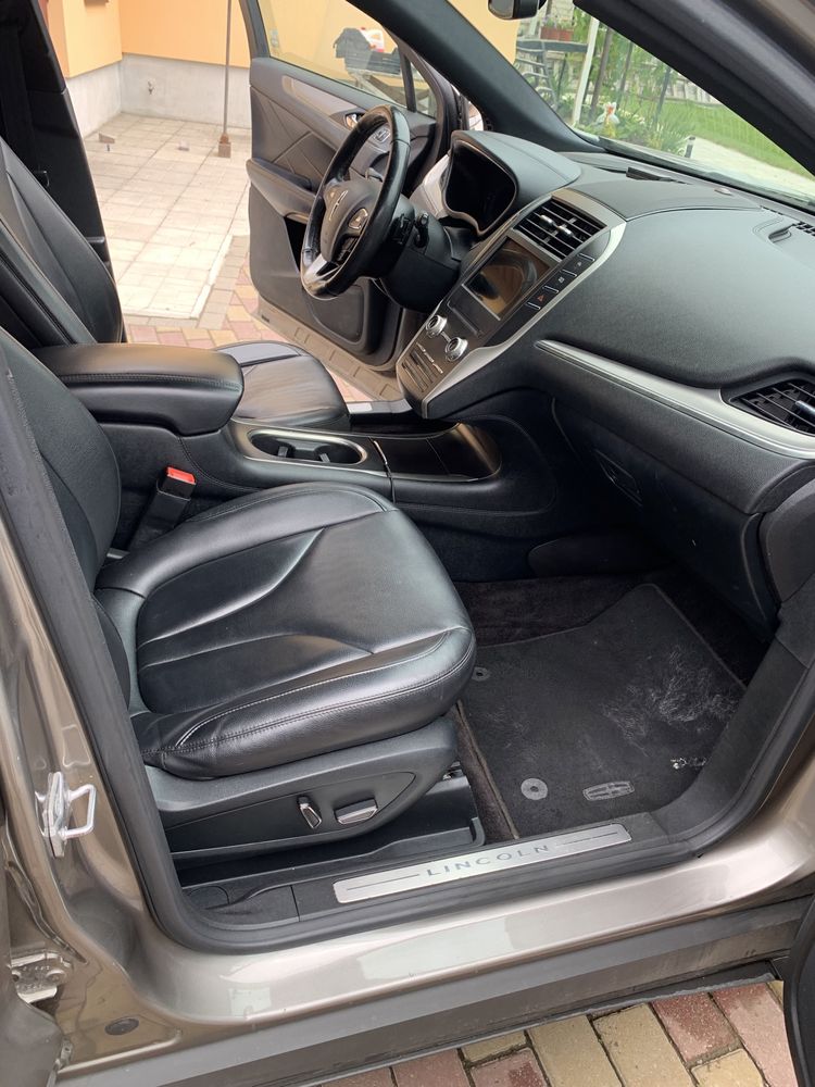 Продам Lincoln MKC 2016