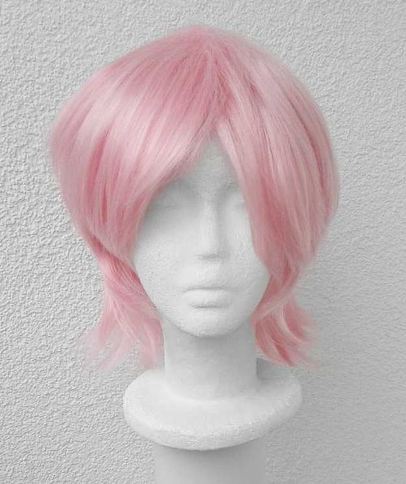 Krótka różowa peruka Yarichin Bitch Ayato Yuri Club wig różowy cosplay