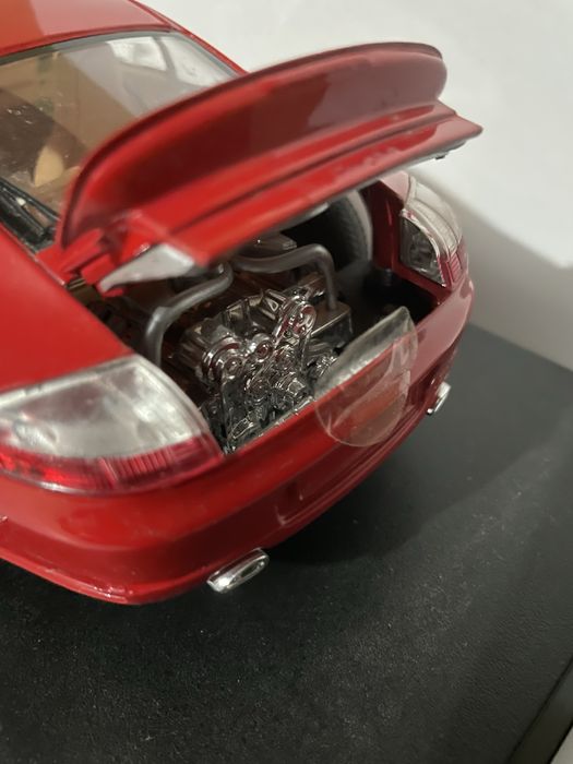 Porche 911 turbo escala 1/18