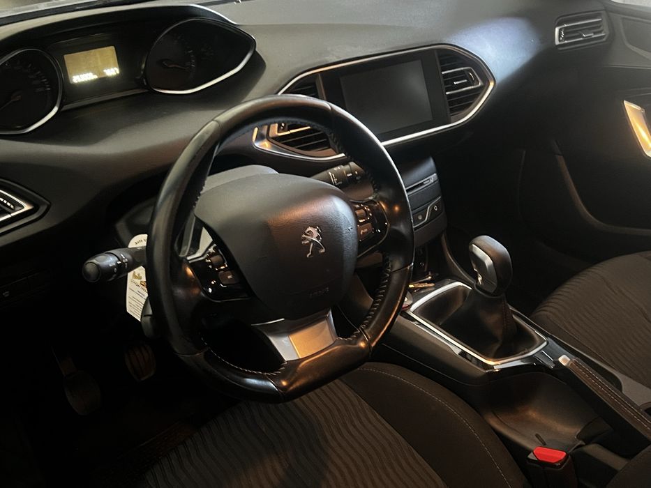 Peugeot 308 1.6 BlueHDi
