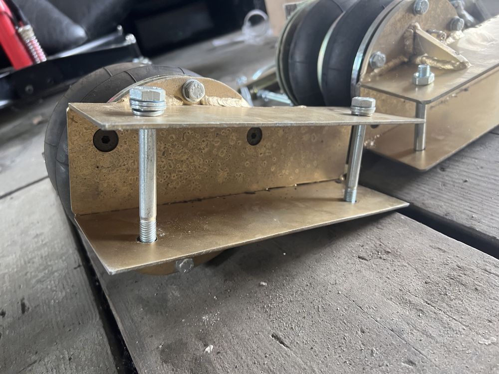 Zawieszenie pneumatyczne poduszki Volkswagen lt46