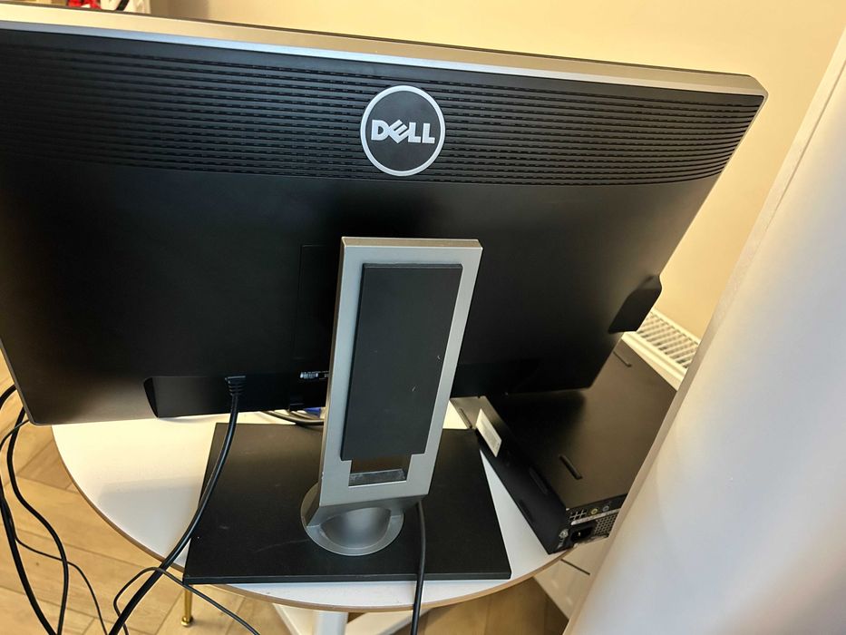 Monitor DELL stan idealny