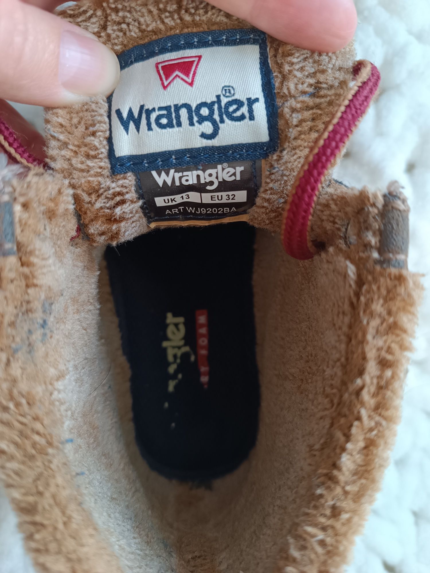 Черевики Wrangler чоботи Crocs чобітки кросівки для дівчинки хлопчика