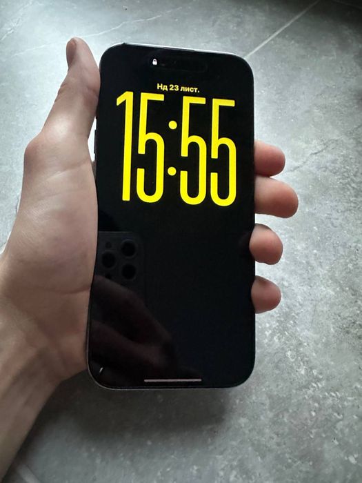 Iphone 17 AIR/256 gb(стан нового) + оригіна блок живлення і чохол