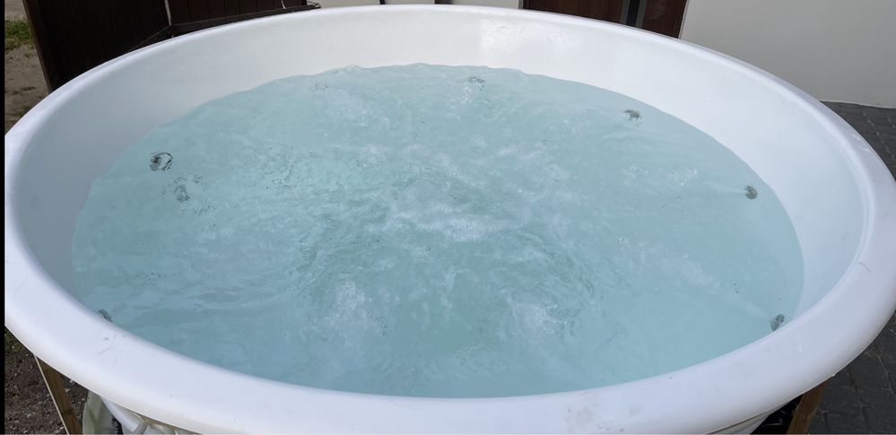 Balia bania jacuzzi spa ogrodowe dostępne od ręki