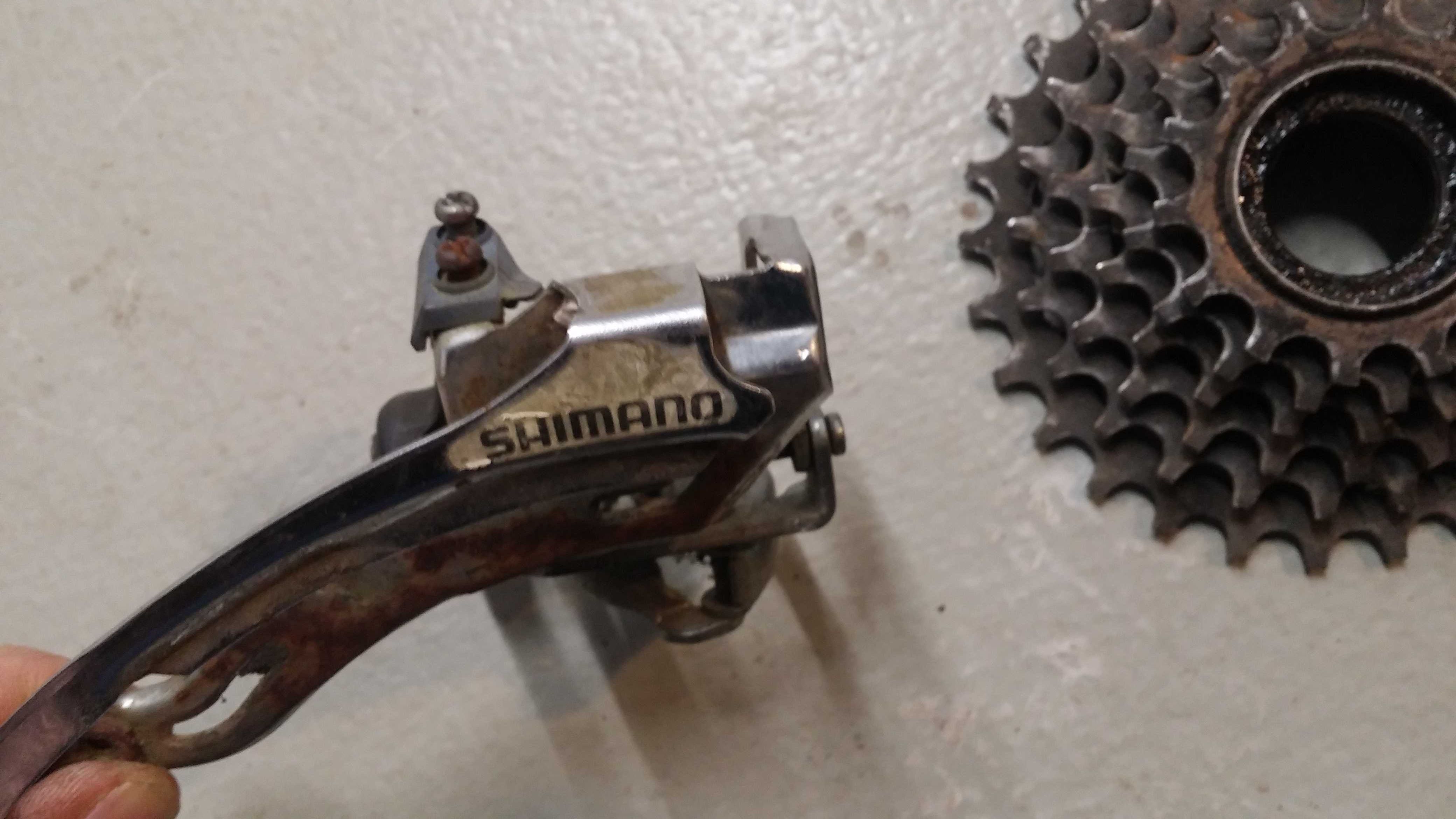 Shimano  klamkomanetki  wolnobieg przerzutka tylna przednia 3x6 zestaw