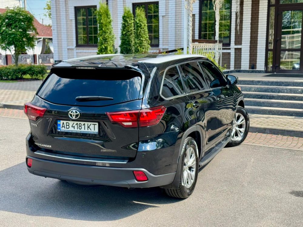 Toyota Highlander 2015р.