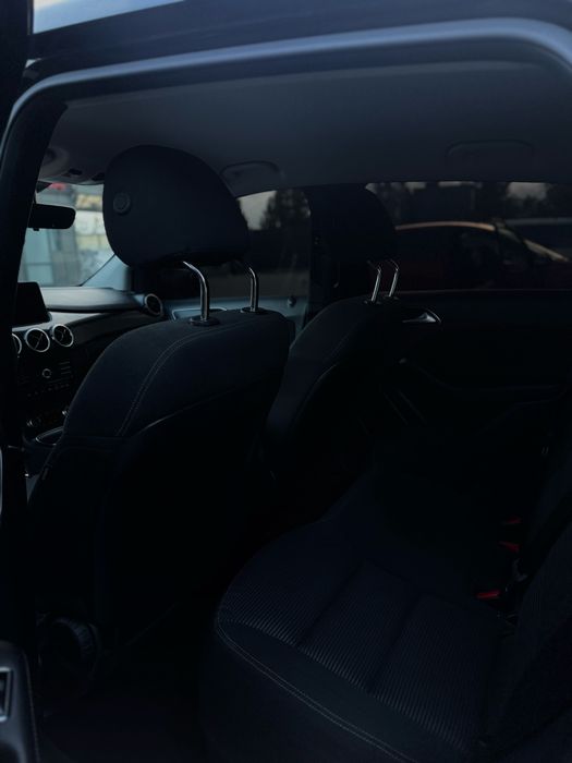 Mersedes-Benz B-Class 2016 b250e