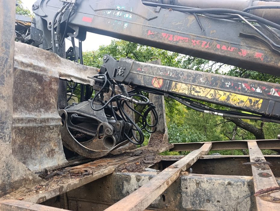 Продам маніпулятор Логліф 140с