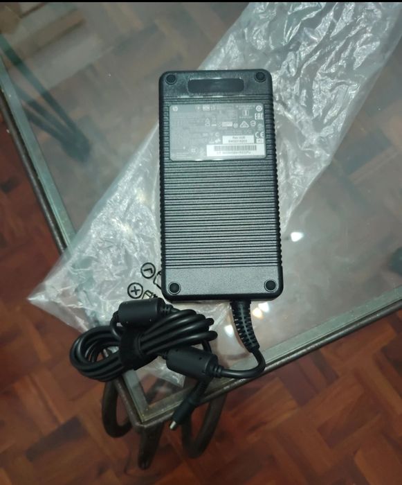 Fonte de alimentação HP HSTNN-LA12