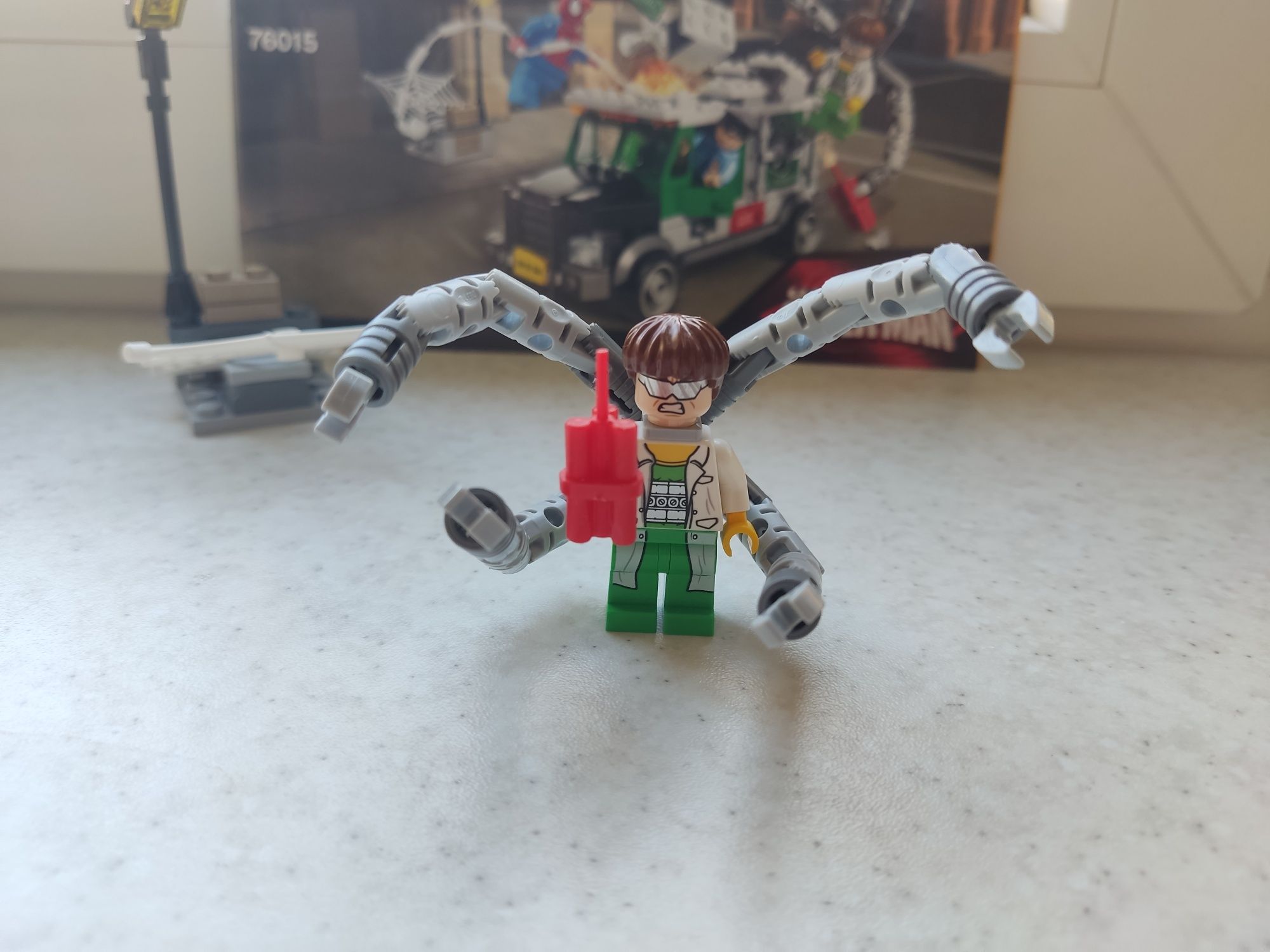 LEGO 76015 Doc Ock Napad Ciężarówką