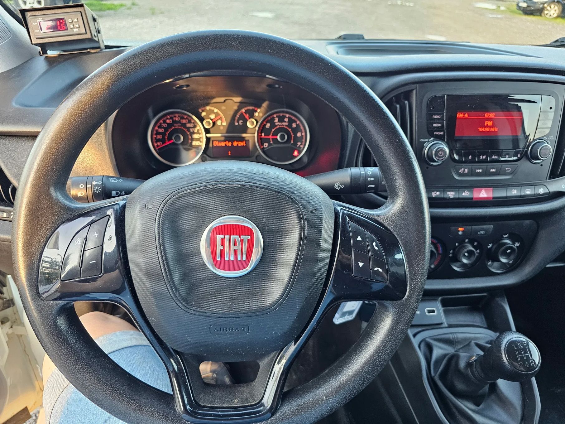 Fiat DOBLO CHLODNIA THERMOKING KLIMA EURO6  49900 bez podatku , kabina 3 osoby temper do 0 C
