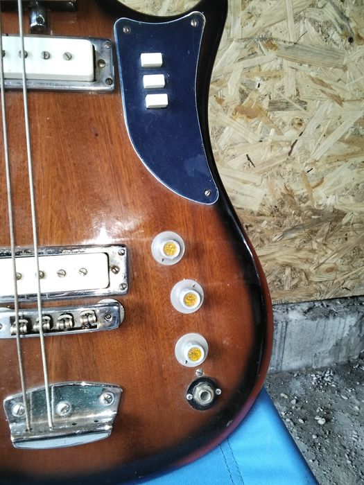 Бас гітара Урал 510