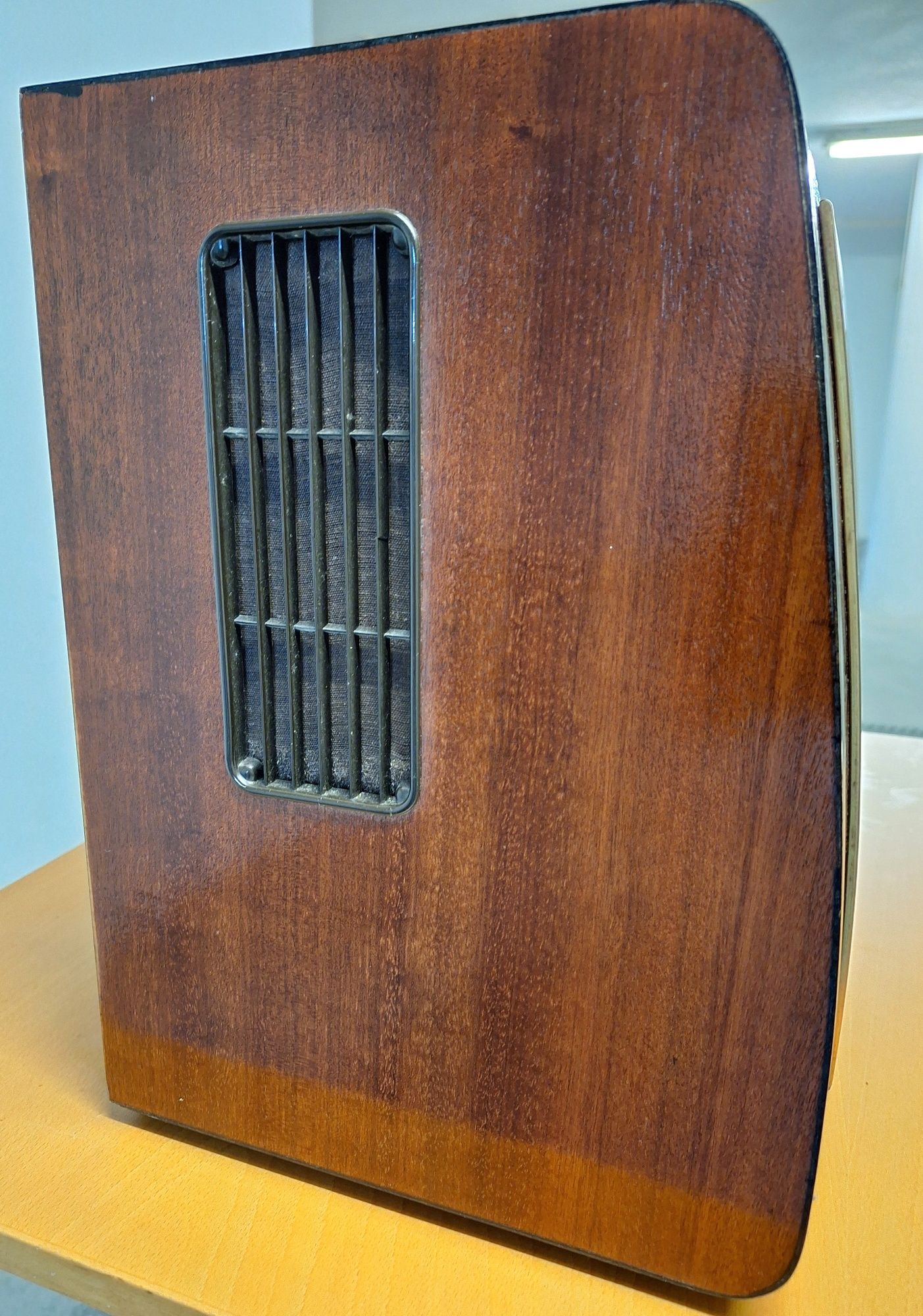 Rádio Nordmende Carmen 56 3D