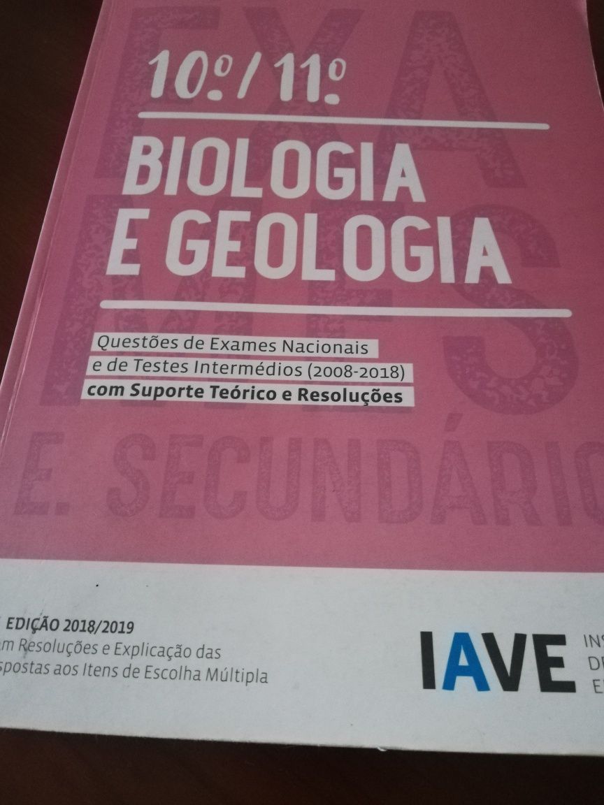 Livro IAVE preparação para exame biologia  e geologia 11º ano