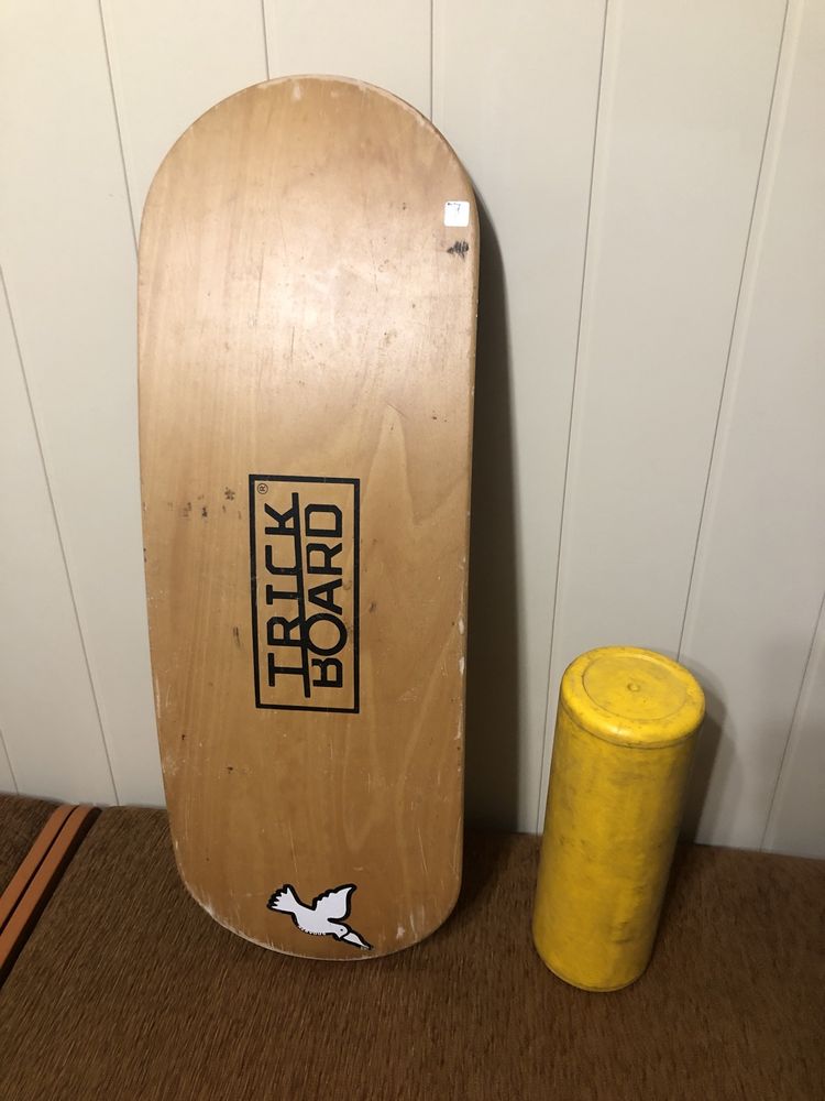 Trickboard rocker z wałkiem