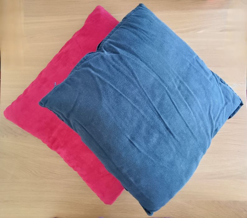 Conjunto de colcha e duas almofadas