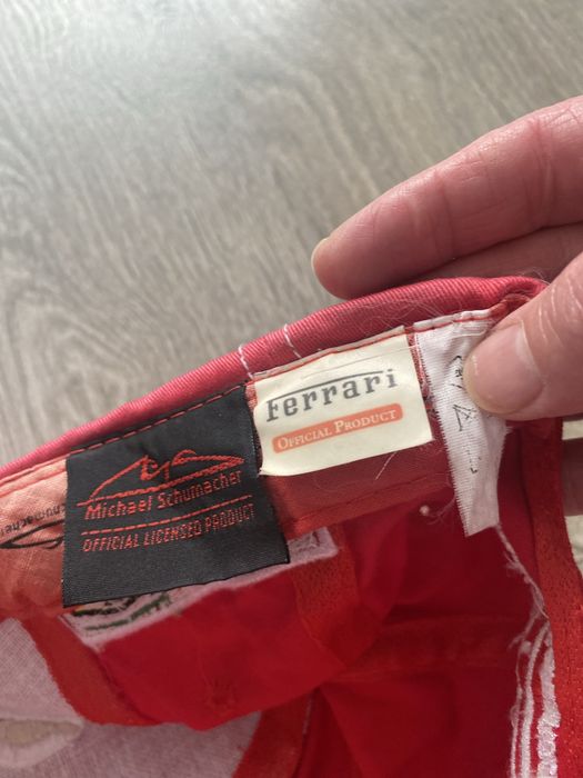 Ferrari szapka z daszkiem