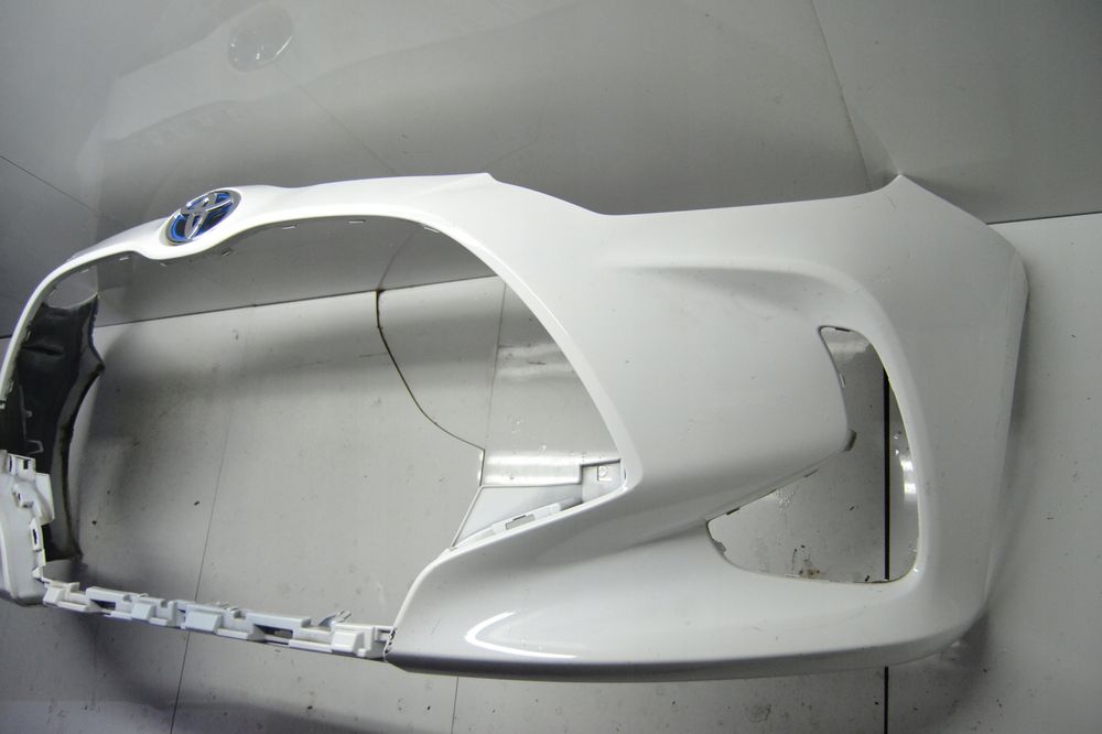 toyota yaris iv 4 2019- zderzak przód