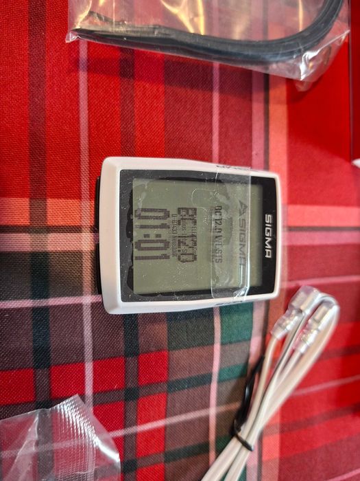 Licznik rowerowy przewodowy Sigma Sport BC 12.0 WR 12210