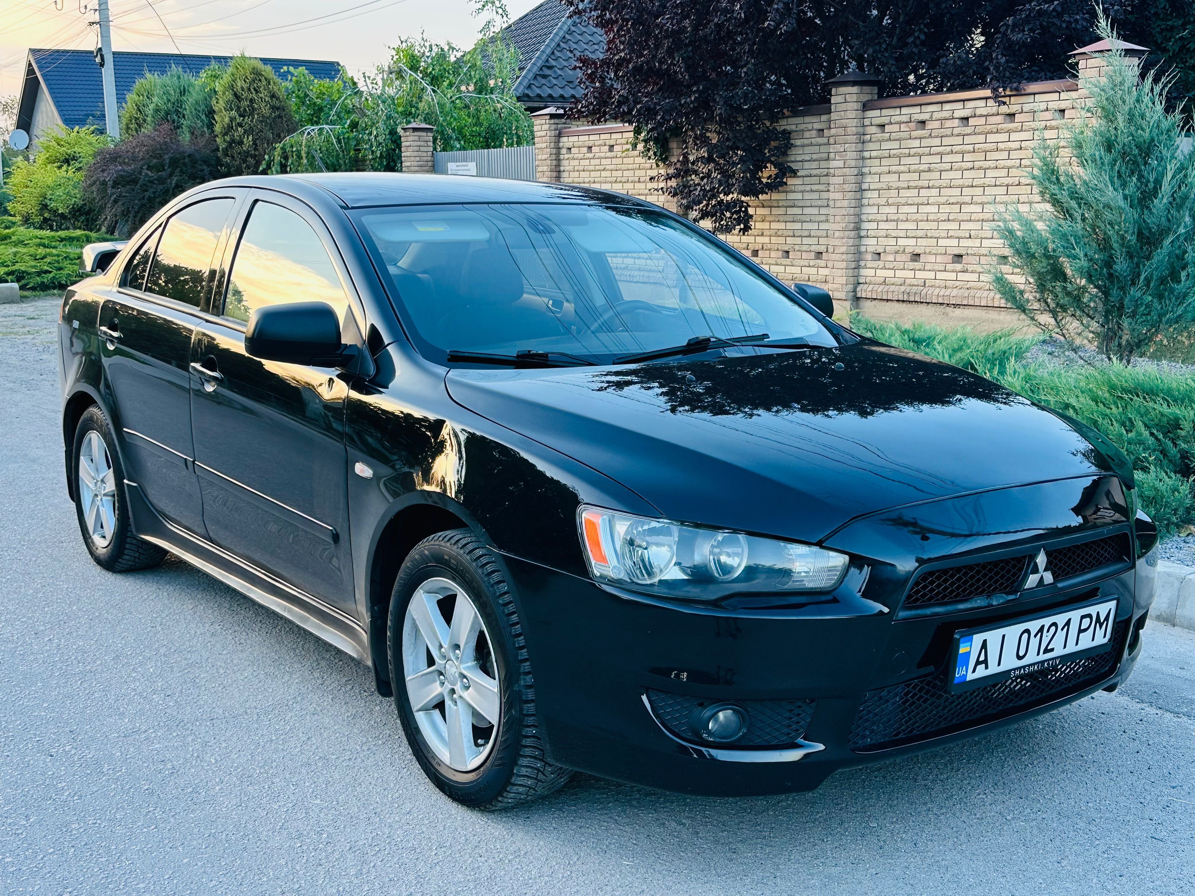 MITSUBISHI / Lancer 2.0
