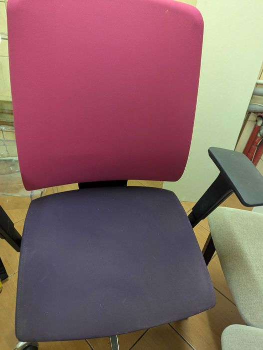 Krzesło biurowe na kółkach