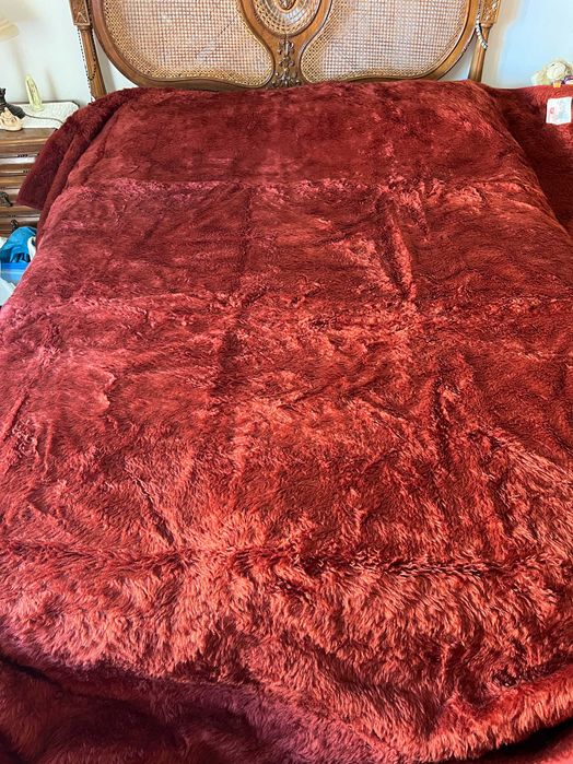 Cobertor Vermelho Quente (2,2m x 2,4m) - Cama Casal - Novo