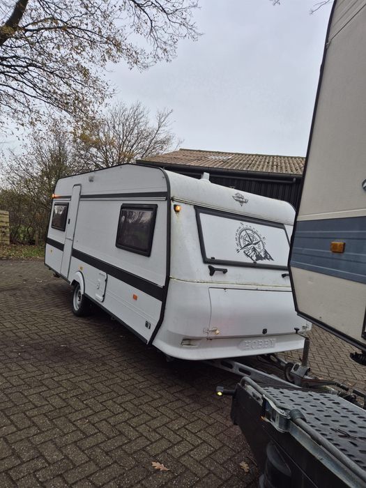 Przyczepa kempingowa hobby, panel sloneczny, kemping, brummen