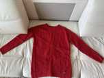 Czerwony sweter damski