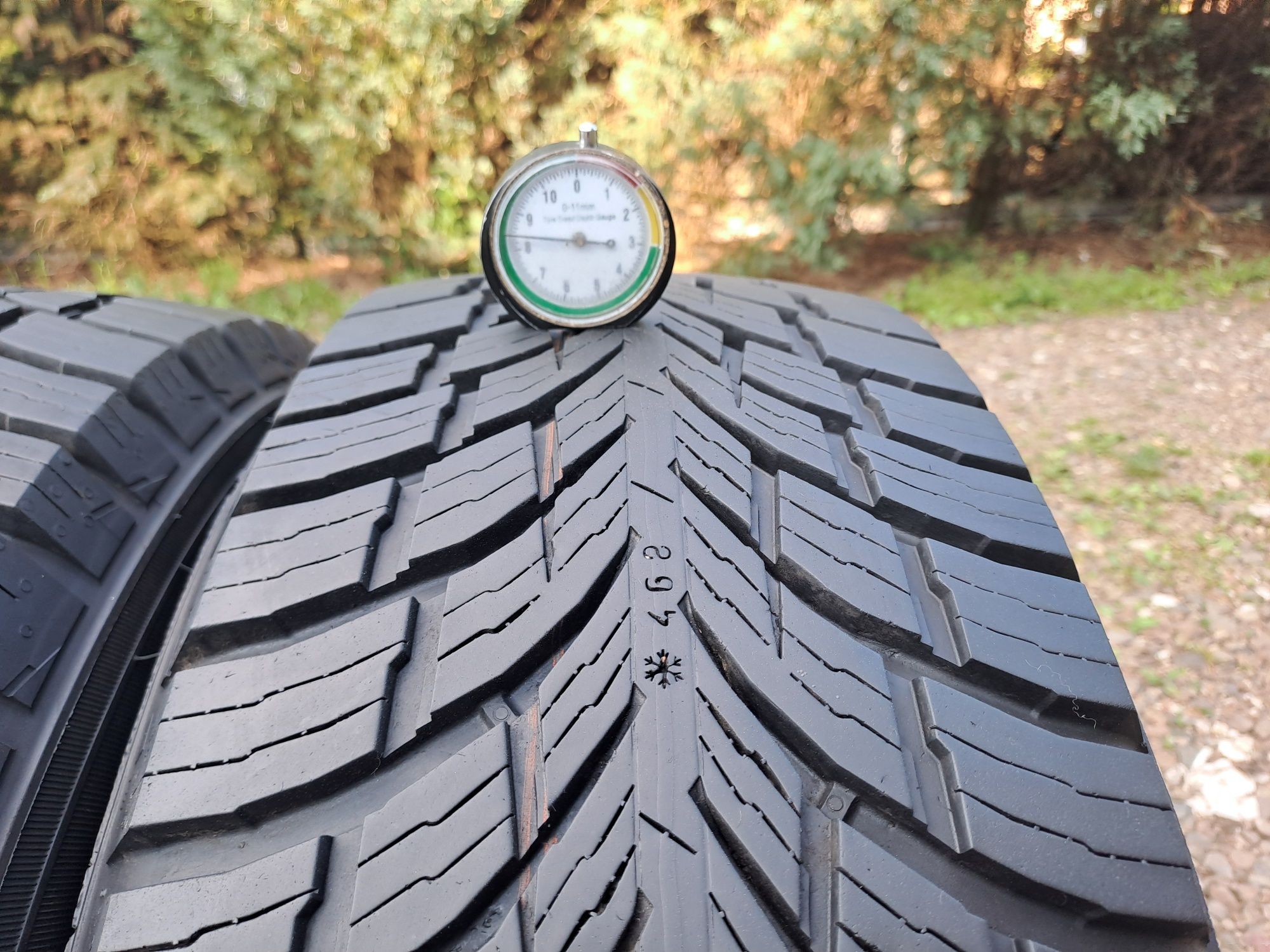 Opony 215 65 R16c Nokian Season Proof C