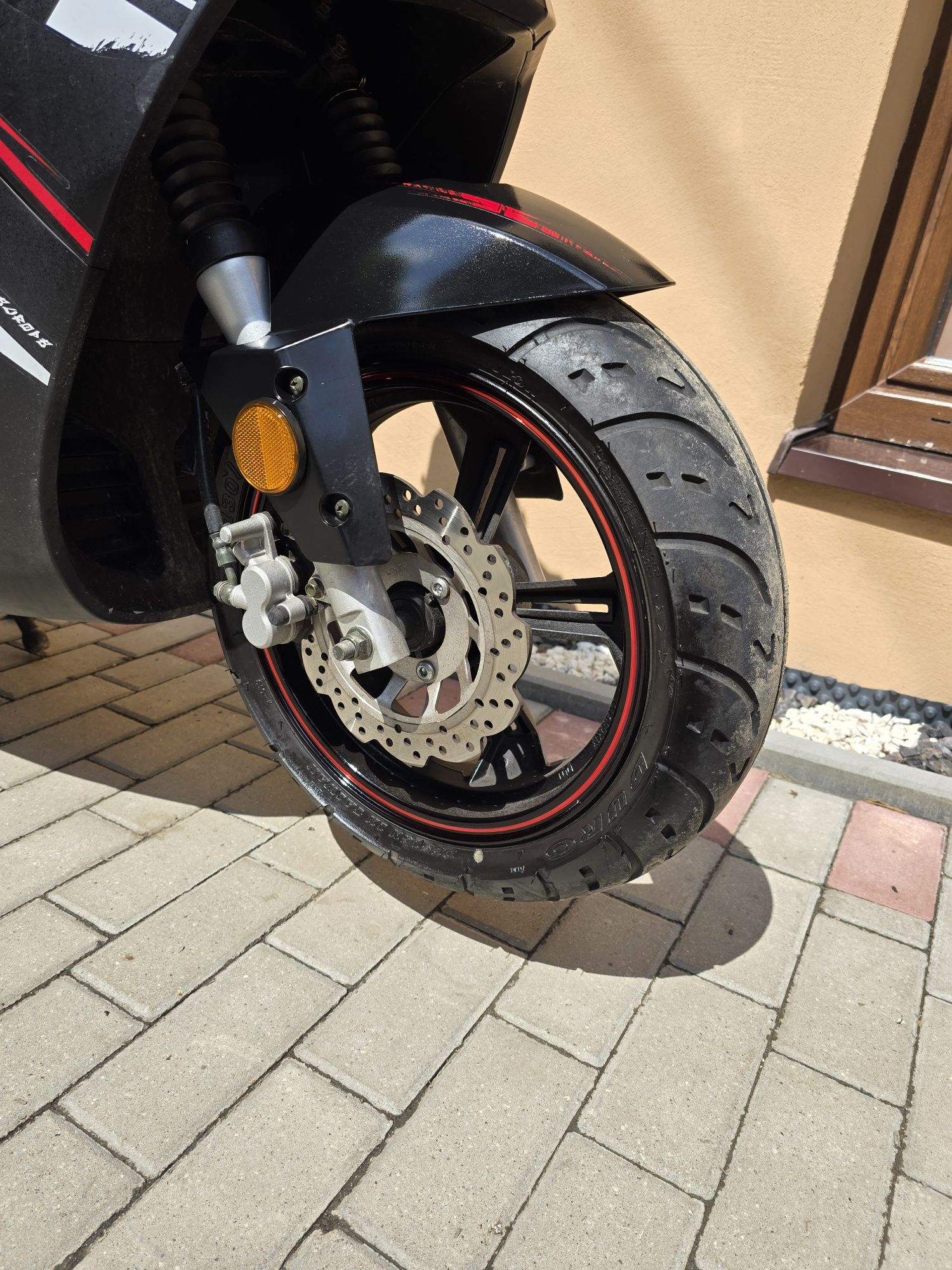 Skuter zipp quantum R piękny stan mały nowy przegląd przebieg + kask