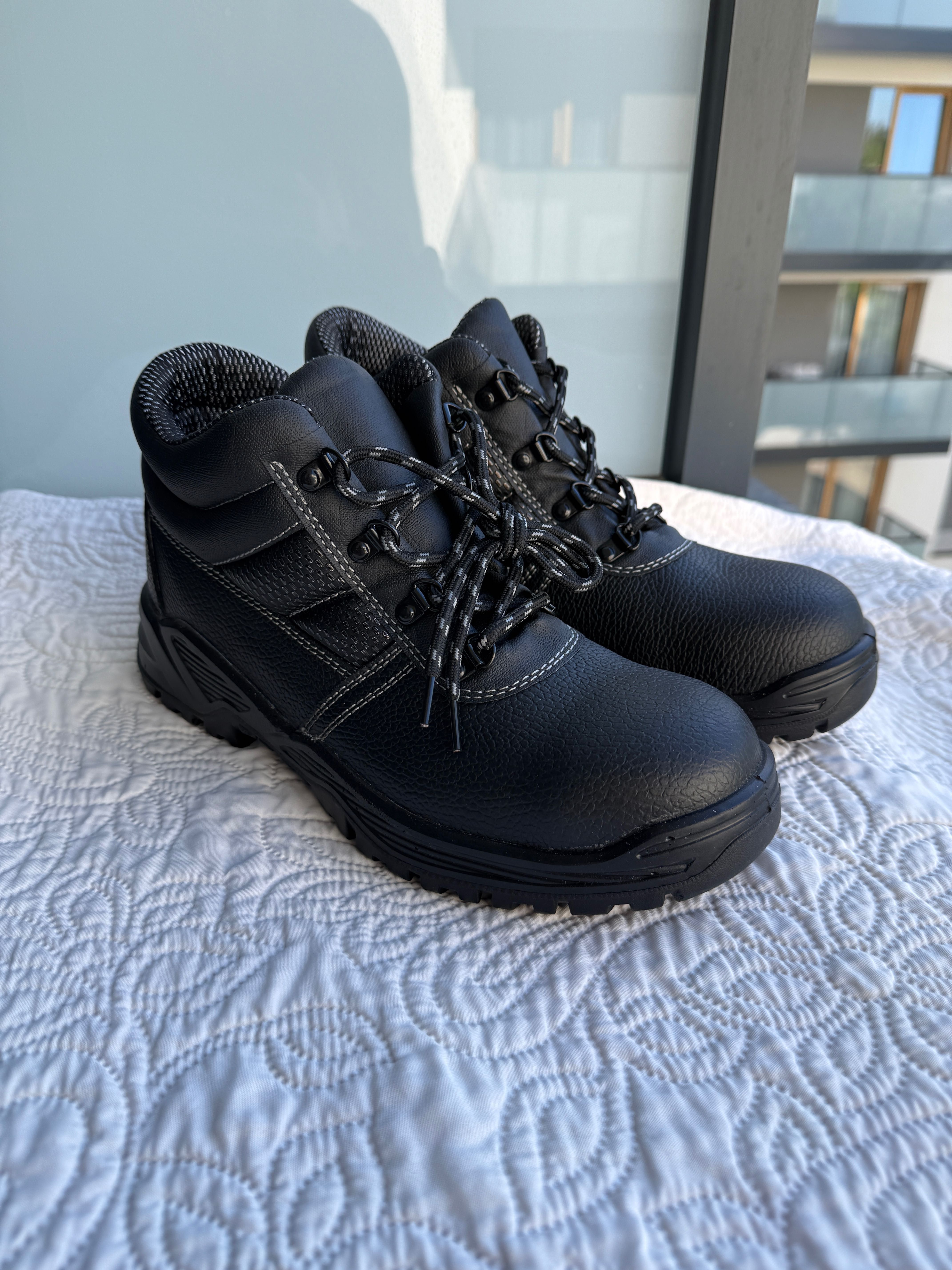Buty robocze 42, S3 SRC