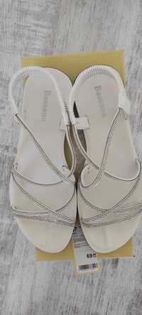 Sandałki biało srebrne