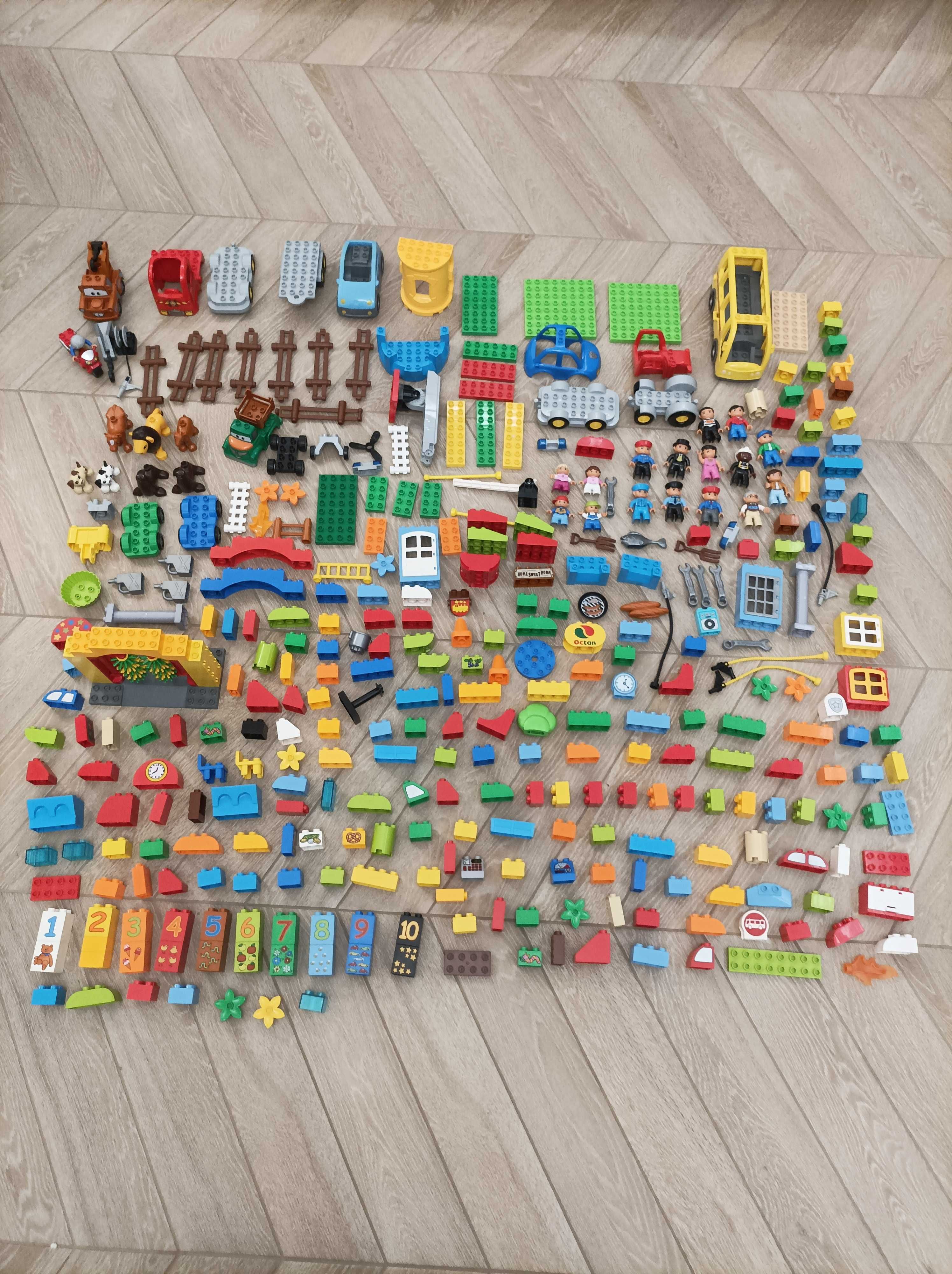 Lego Duplo mix około 300 klocków