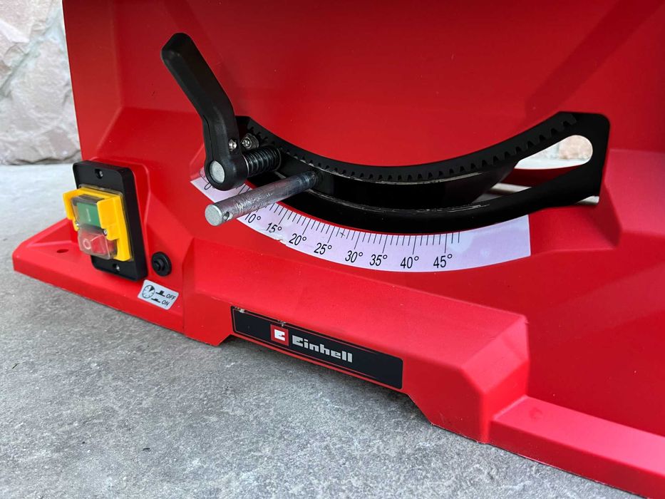 Пила циркулярная Einhell BT-TKS 250 UF