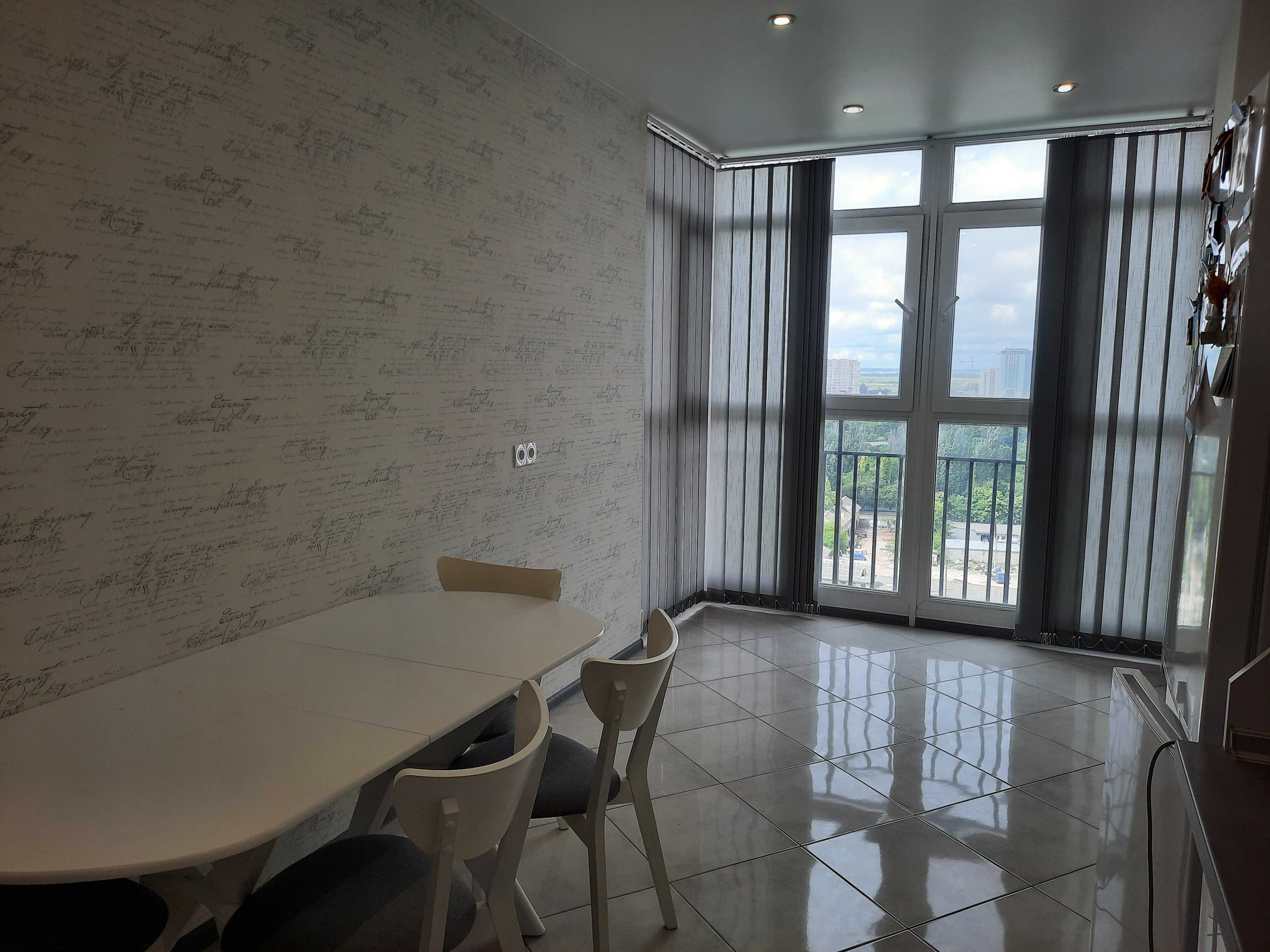 Продам современную  1 комнатную квартиру в ЖК Дмитриевский 327374
