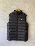 Жилетка Moncler L-XL