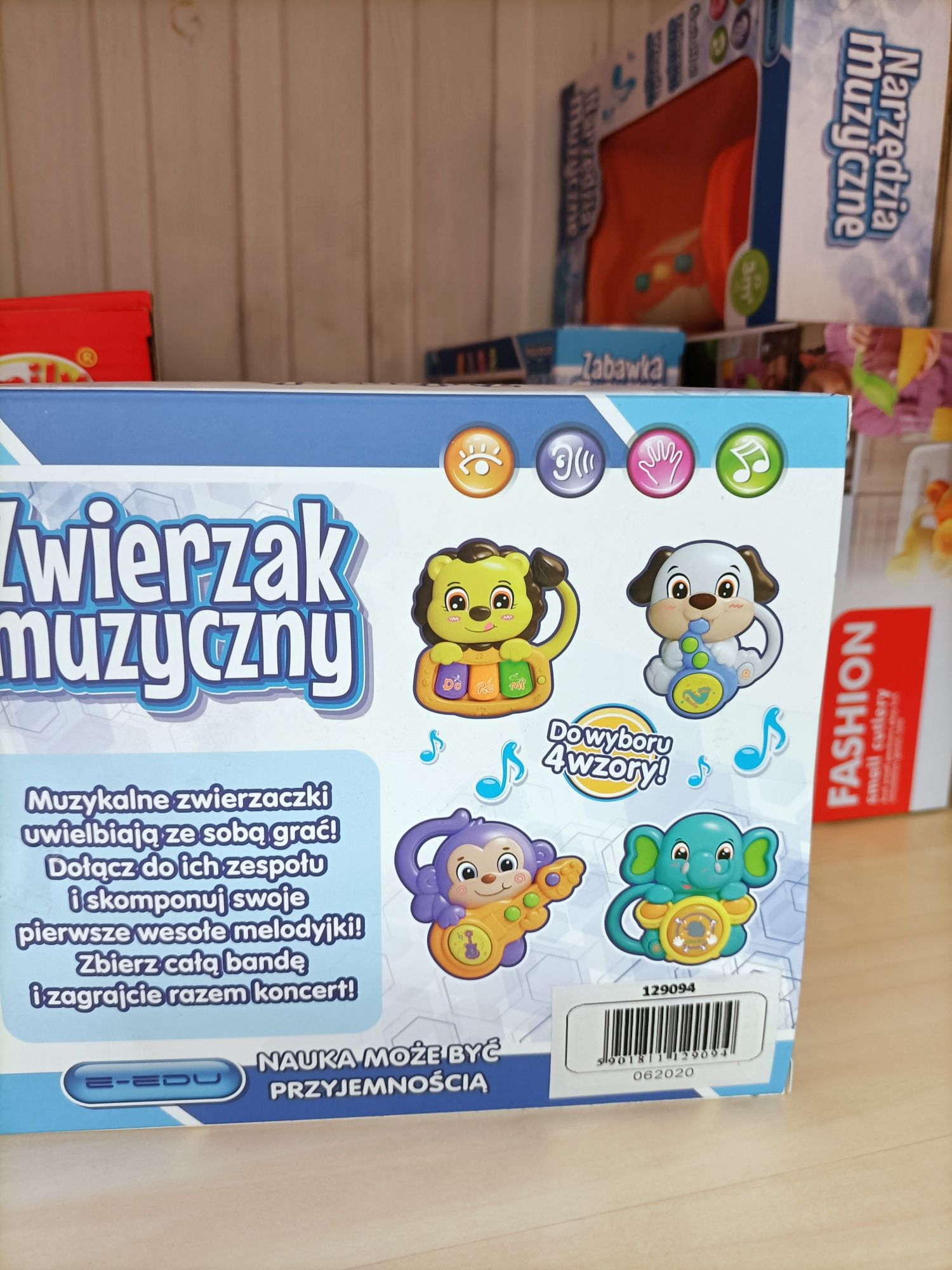 Artyk muzyczny zwierzak piesek biały