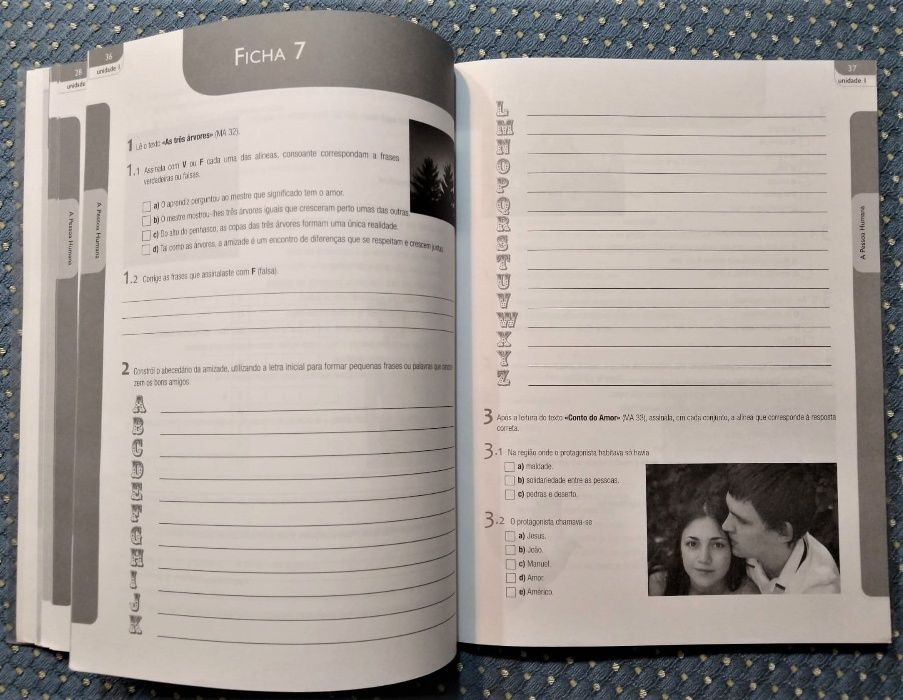 "Nós e o Mundo: Educação Moral e Religiosa Católica 6ºAno" Manual+Cade