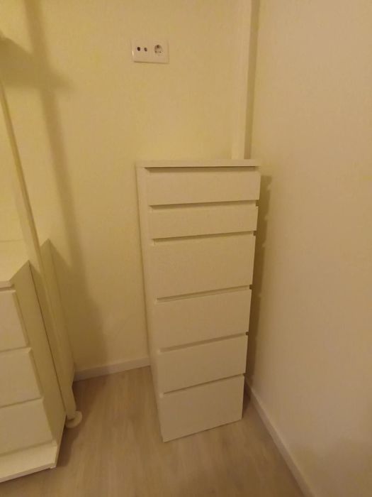 Roupeiro- estrutura aberta