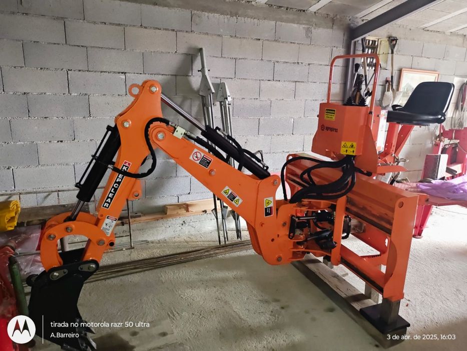 Vendo retro para trator