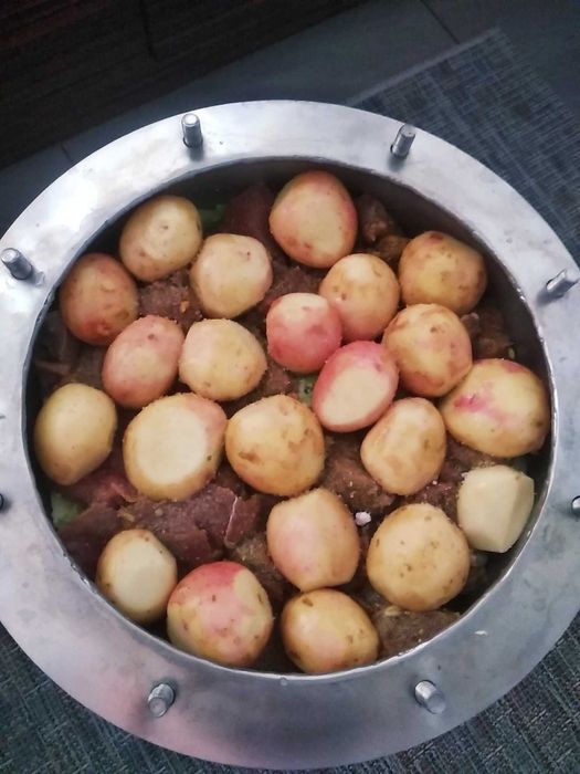 Kociołek nierdzewny myśliwski węgierski żeliwny emaliowany