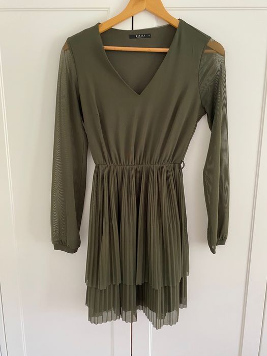 Sukienka z długim rękawem