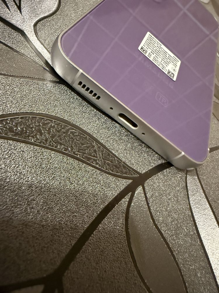 Samsung S23 FE 256 GB purple