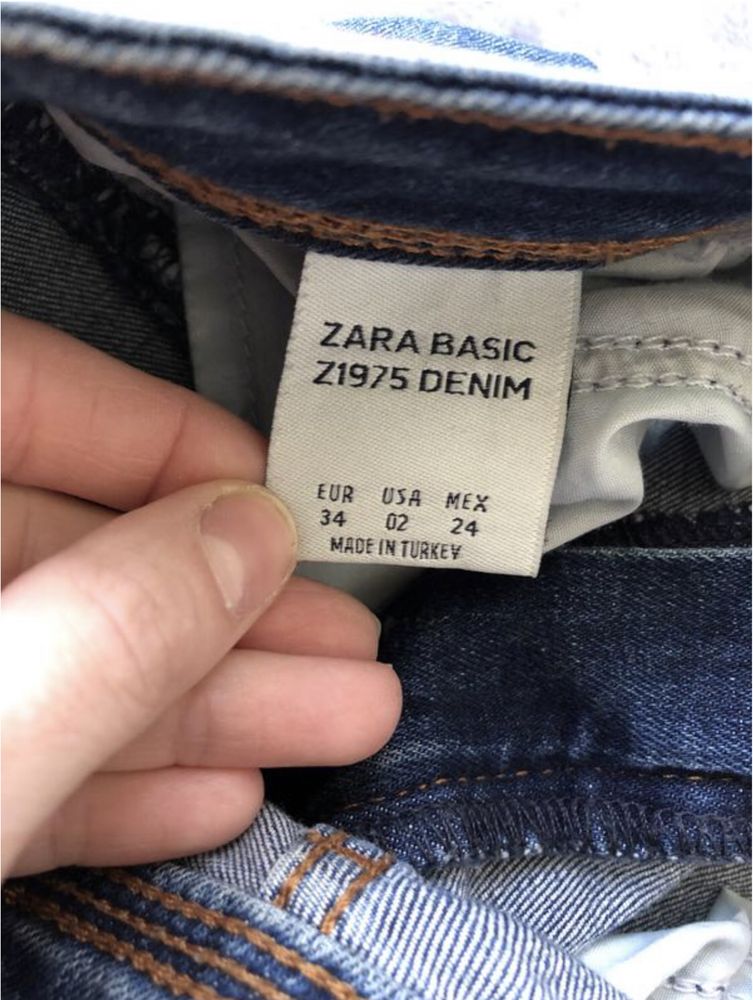 Джинси ZARA