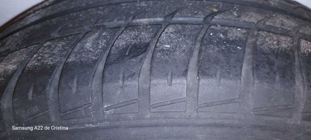 4 Pneus + 4 jantes 185/65R15