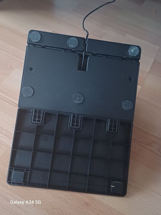 Sprzedaje kierownicę ps5 używaną