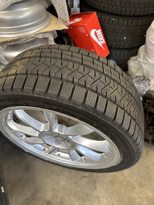 Продам шины Triangle Snowlink PL02. 255/40/19