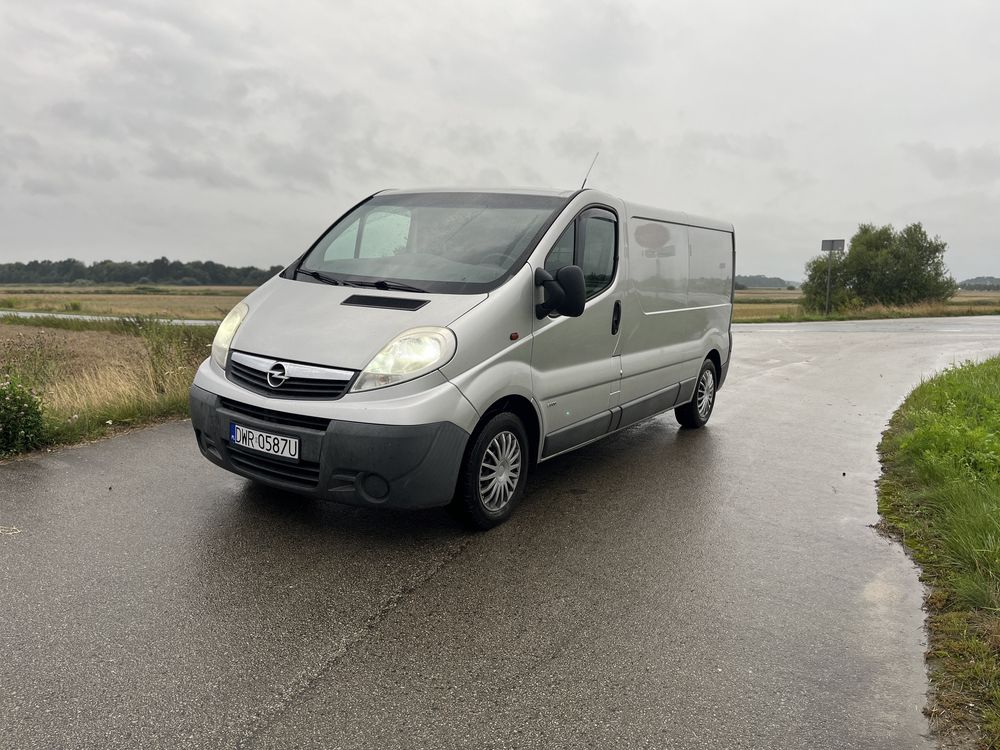Opel Vivaro ! Bdb Stan ! L2h1!